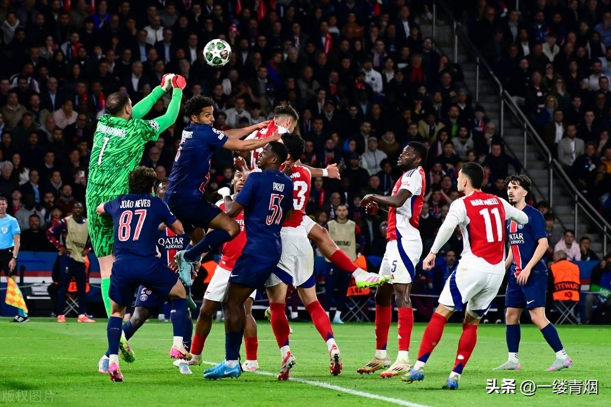 包含英超焦点回顾,精彩进球和守门员神扑成为亮点的词条 包含英超焦点回顾,精彩进球和守门员神扑成为亮点的词条