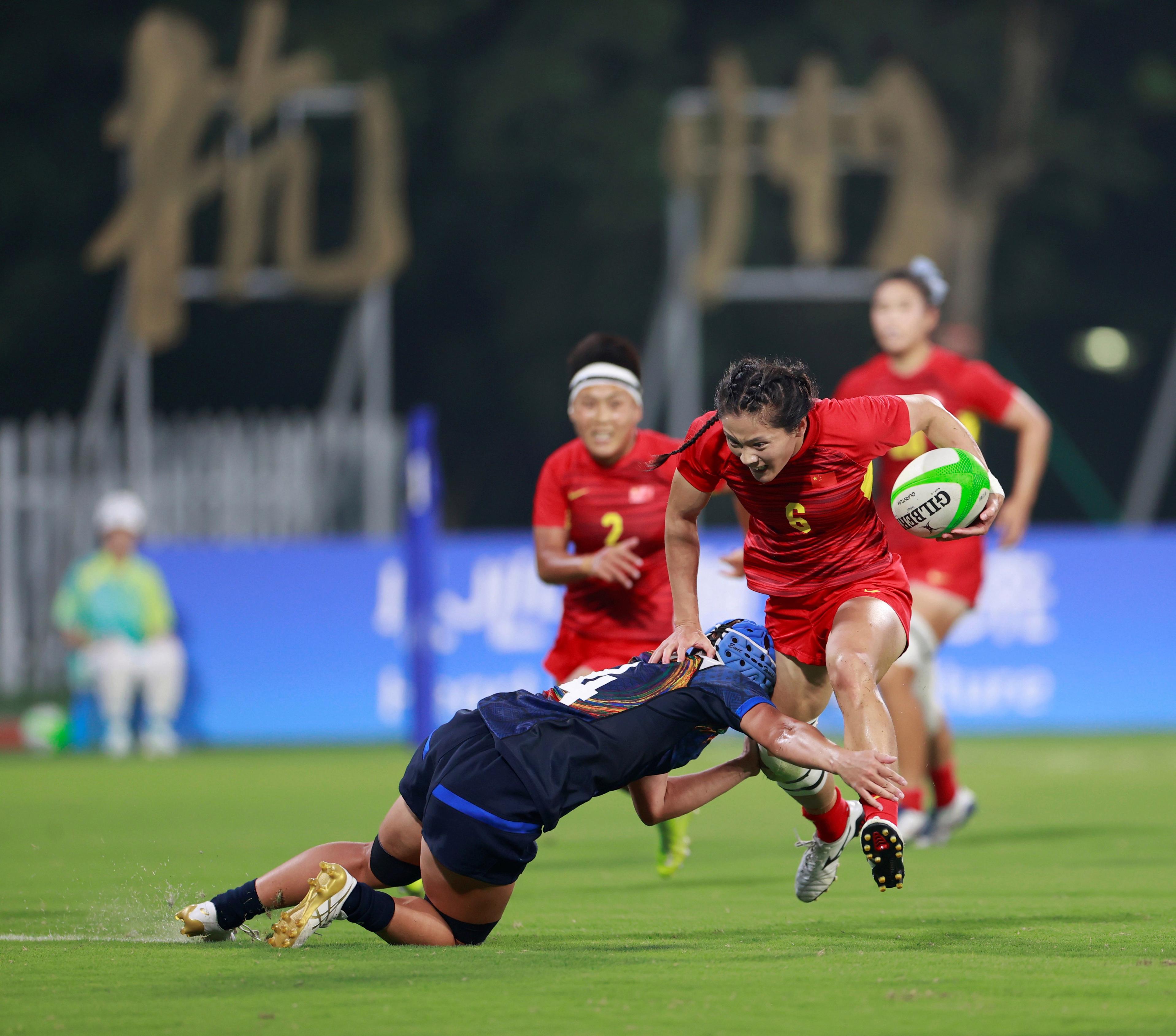 包含精彩追击:球队拼尽全力的激烈时刻的词条 包含精彩追击:球队拼尽全力的激烈时刻的词条